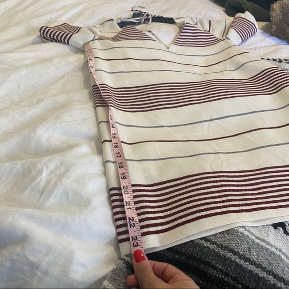 Elizabeth and James Dress - Picture 15 of 16